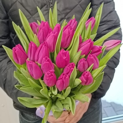 Букет розовых тюльпанов с доставкой на 8 марта  в по Барабинску